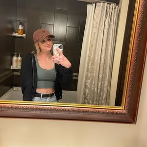 Meet your Posher, Britney